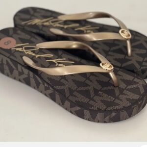 Michael kors ladies bedford flip flop sandals
